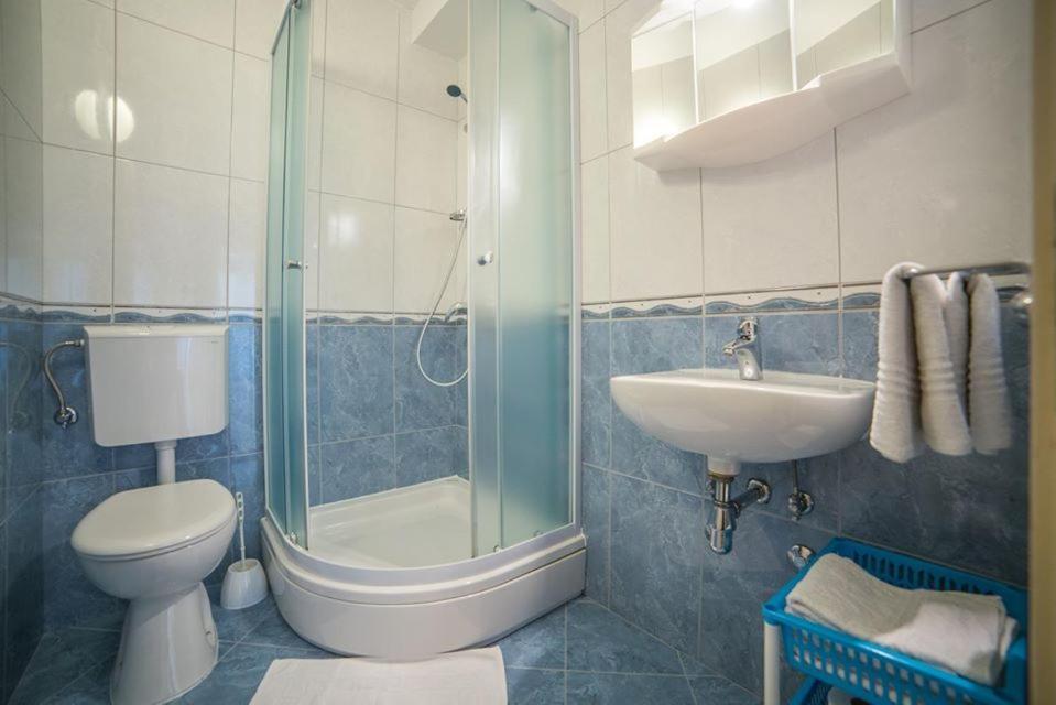 Apartmani Stipan Brela Exterior photo